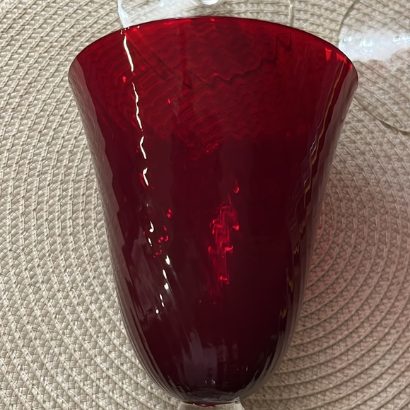 Red Ruby Vintage Optic Swirl Wine Water Goblets - Picture 2 of 8